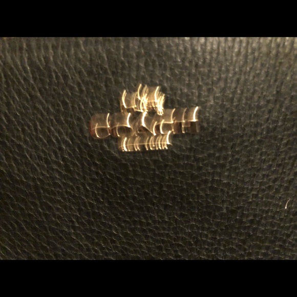 Authentic coach small handbag. - Picture 3 of 4